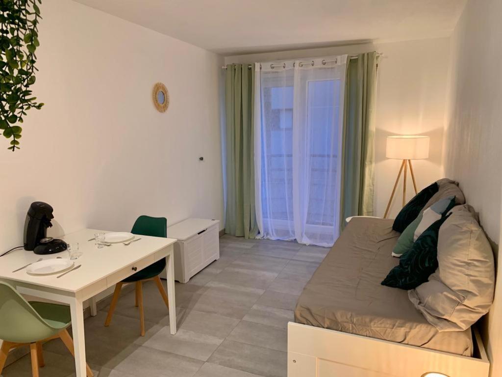 Appartement Tout Equipe A 6 Minutes De La Gare St Charles Marseilles Buitenkant foto
