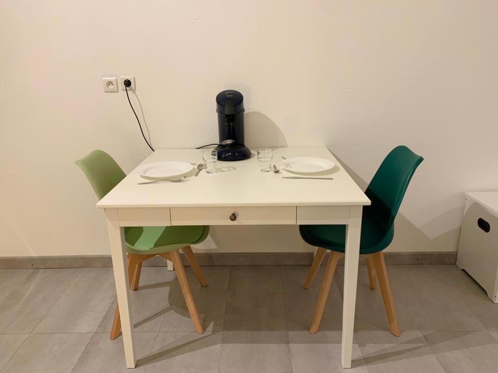 Appartement Tout Equipe A 6 Minutes De La Gare St Charles Marseilles Buitenkant foto