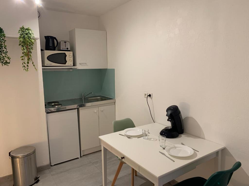 Appartement Tout Equipe A 6 Minutes De La Gare St Charles Marseilles Buitenkant foto